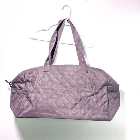 DSW Handbags - NWOT Big DSW Grey Duffle Bag